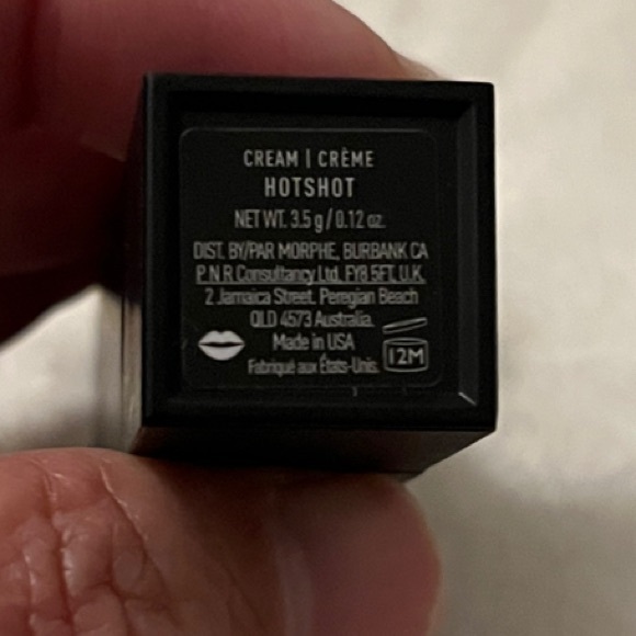 Morphe - Matte Red Lipstick - Picture 2 of 3